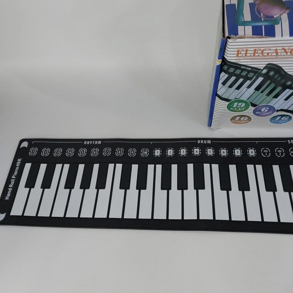 Elegance 49 Key Hand Roll Up Piano‎ Battery Power With Power Cord